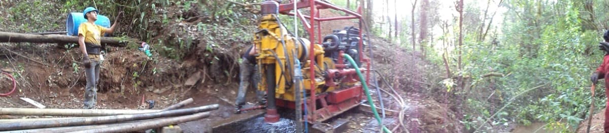 Perforación con broca de diamante en la sierra
